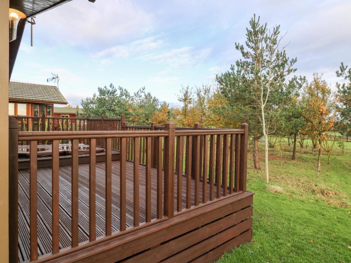 Oakwood Lodge York Ngoại thất bức ảnh